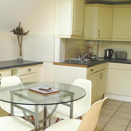 Basingstoke Apartments - Westlands House, City Centre, Home-From-Home Esterno foto