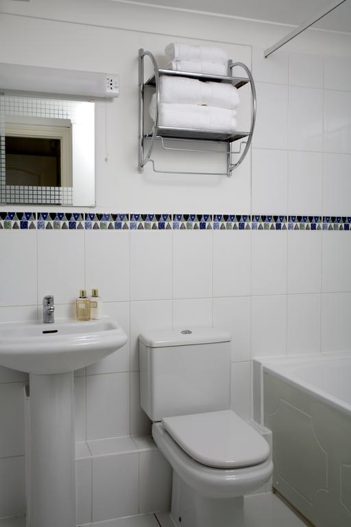 Basingstoke Apartments - Westlands House, City Centre, Home-From-Home Esterno foto